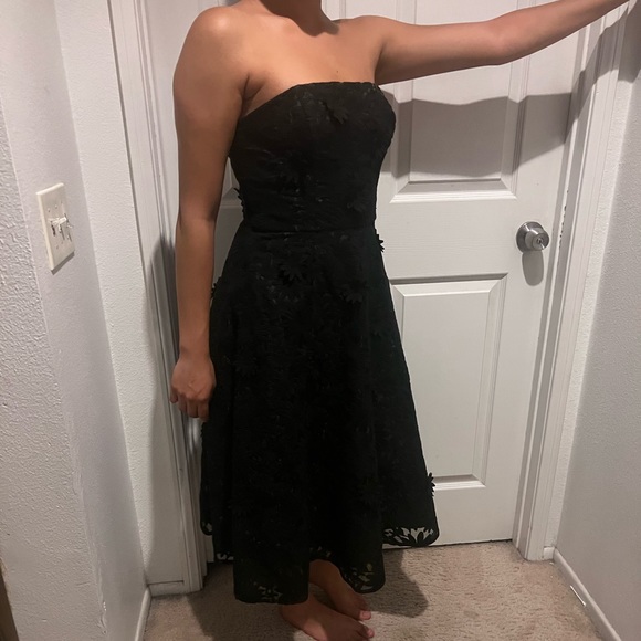 ♠️NWT Kate Spade ♠️ Black Marjory Dress♠️3D Flowers - Picture 3 of 11